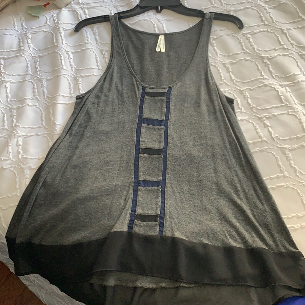 Gentlefawn grey tank in size medium.